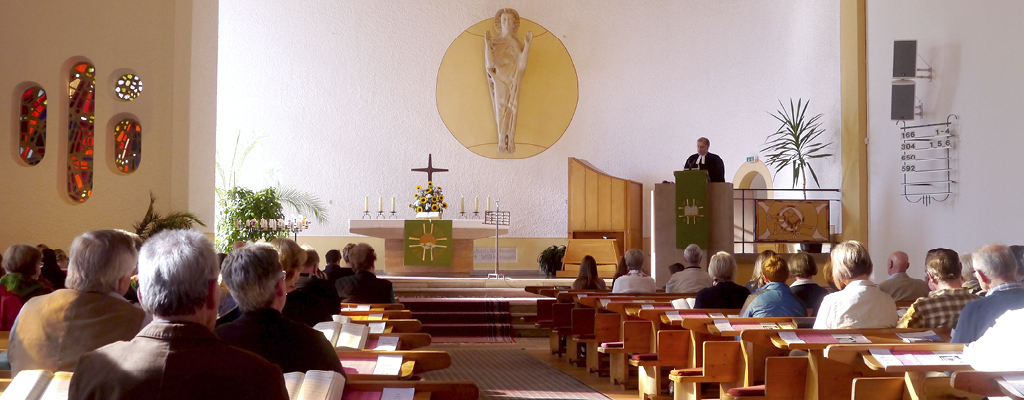 Gottesdienst mit Kindergottesdienst/Teeniekirche, Jugendband und Kirchencafè, Pfr. Wenzke (+Stream)